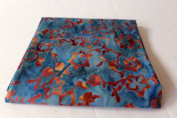 blue with burgundy floral batik Fat quarter – 100% cotton - quilting weight