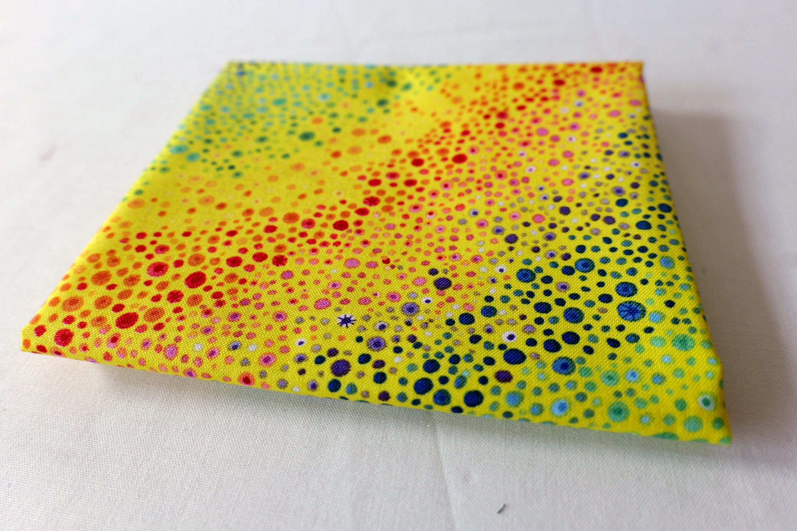 Rainbow dots on yellow - Wilmington Prints – Essentials Range